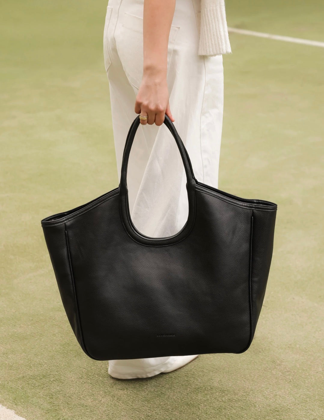 Alexandra Louenhide Bag