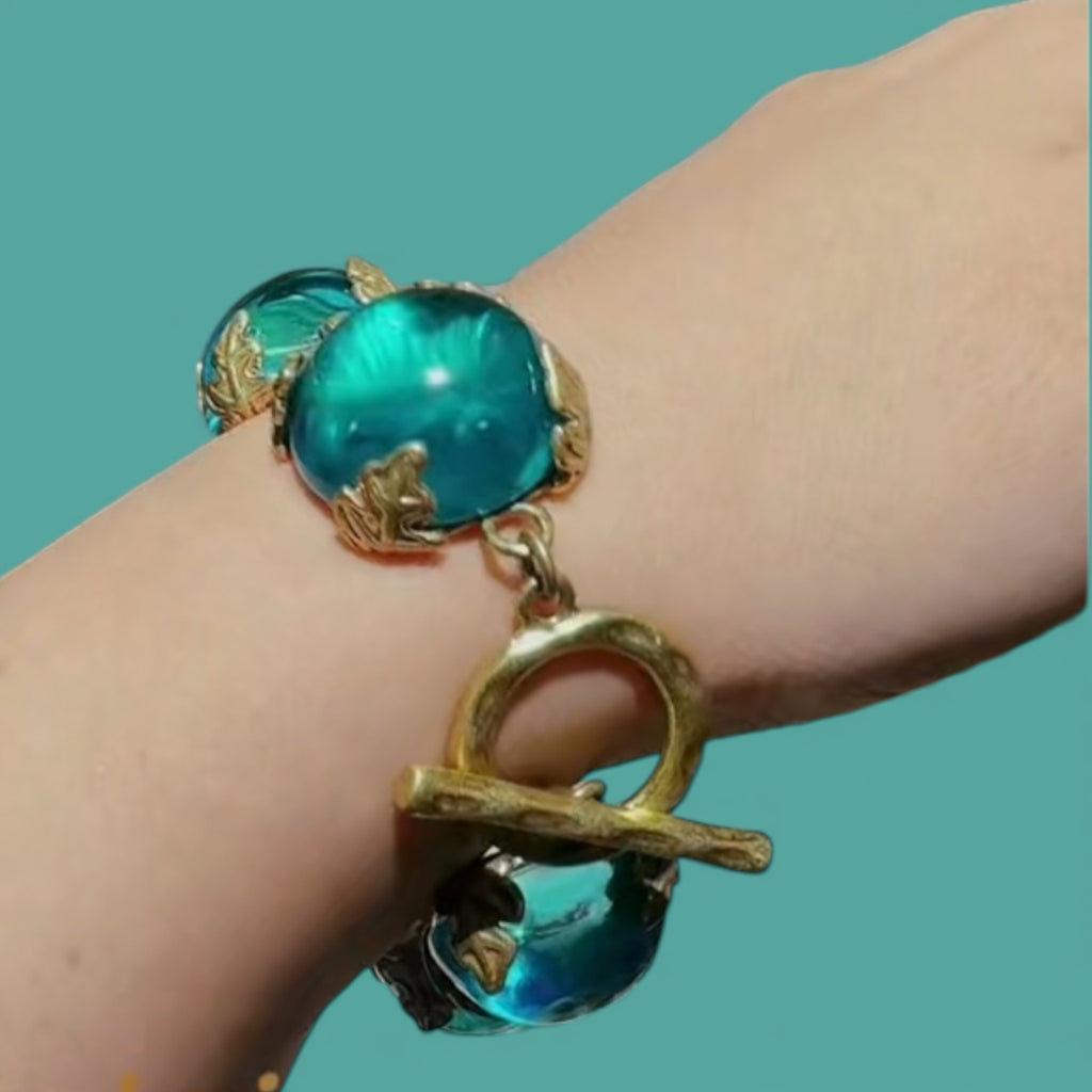 The Aurelia Cat Eye Bracelet