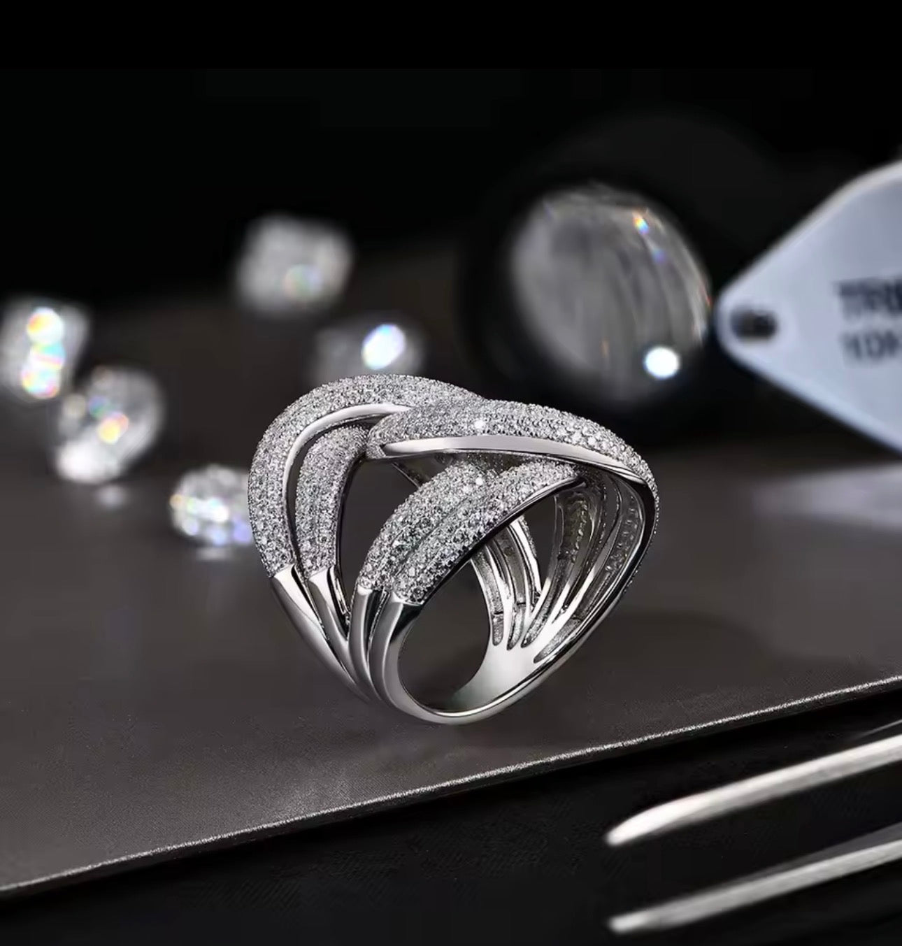 Her Majesty Ring – 925 Sterling Silver