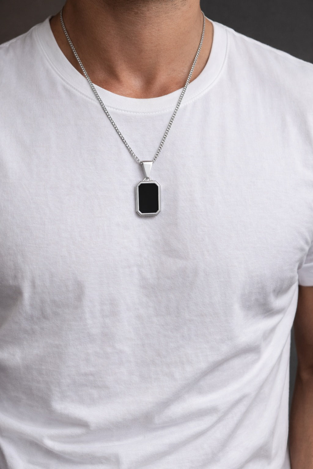 The Obsidian Crest Necklace