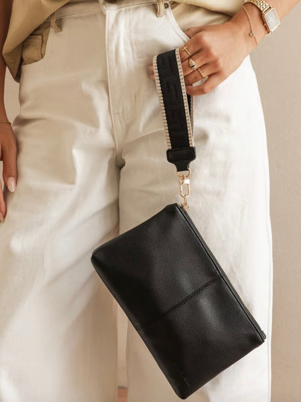 Mimi Gia Louenhide Wristlet