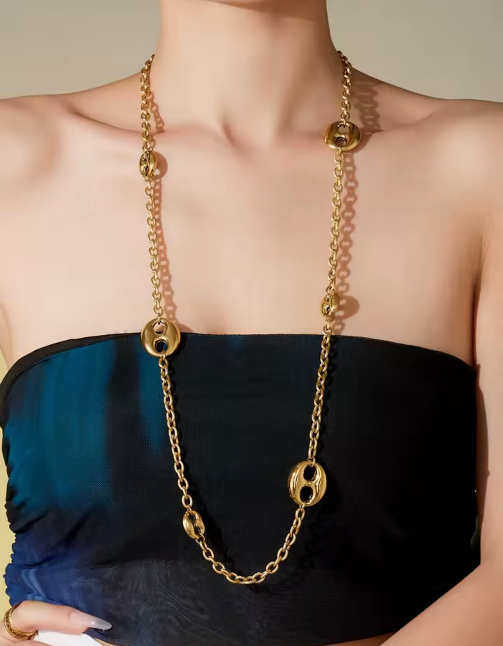The Milano Loop Necklace