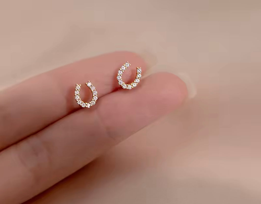 Horseshoe Pave Studs